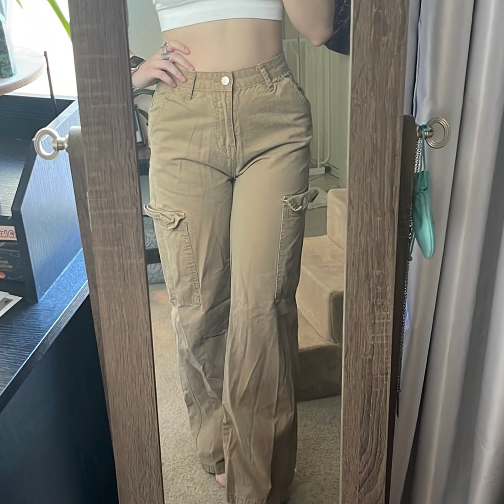 Wide Leg Cargo Pants